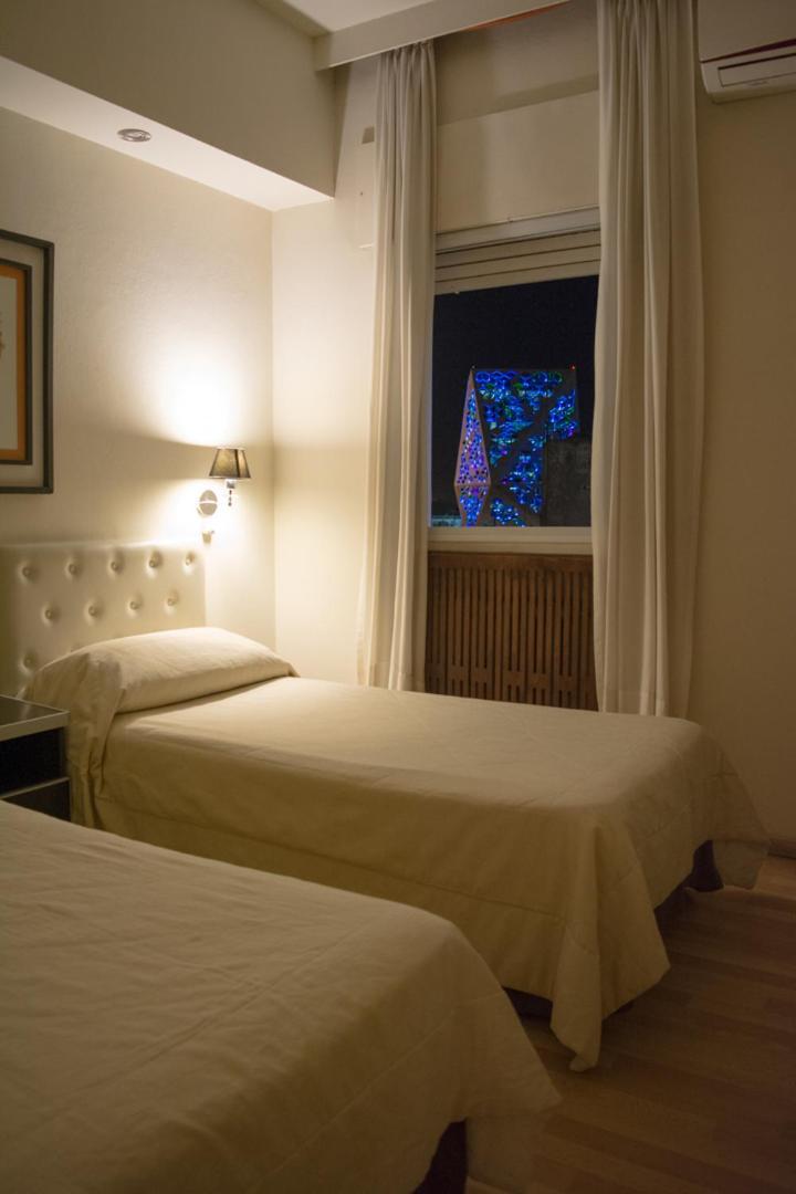 Hotel Vina De Italia Кордоба Екстериор снимка