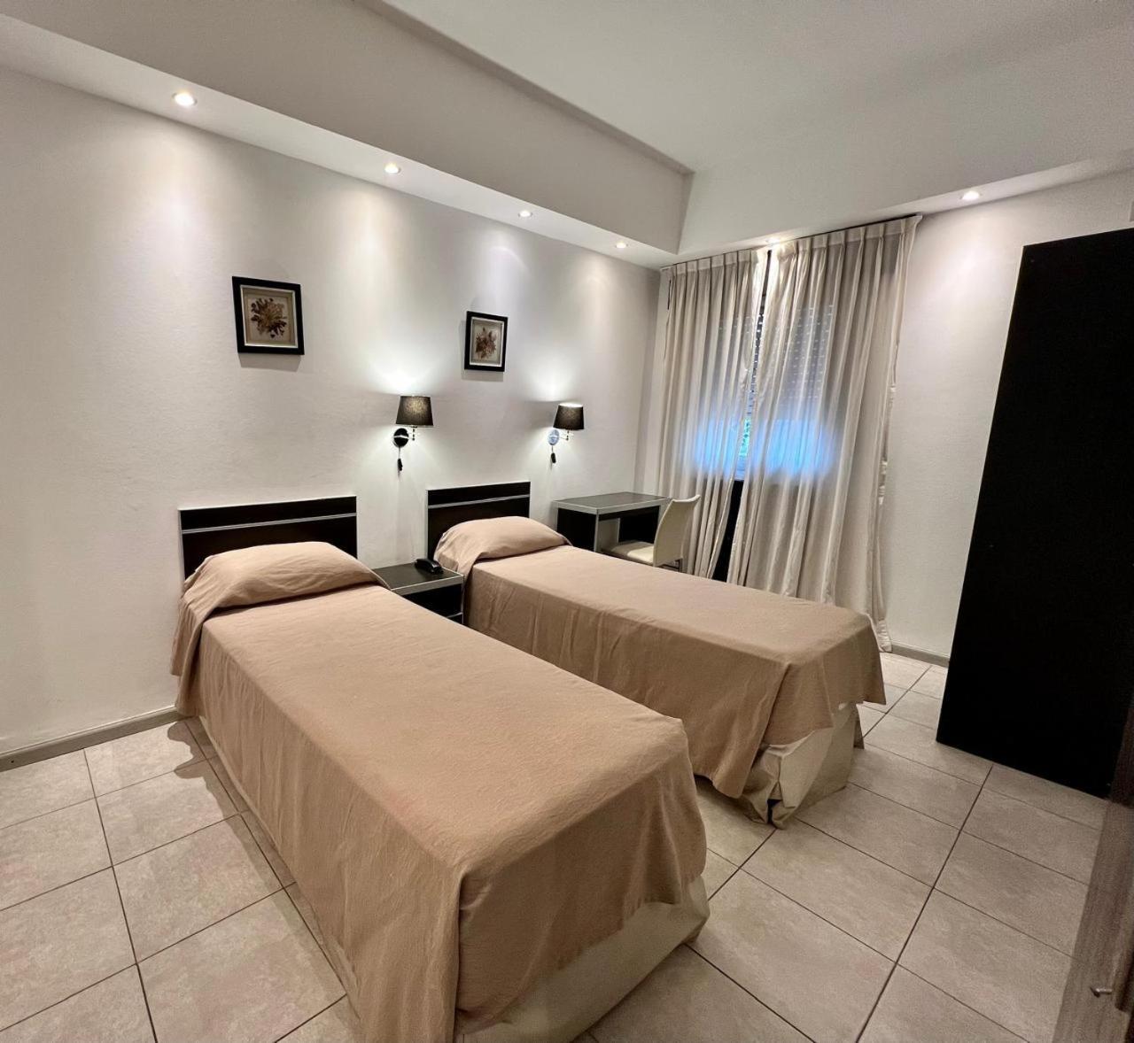 Hotel Vina De Italia Кордоба Екстериор снимка