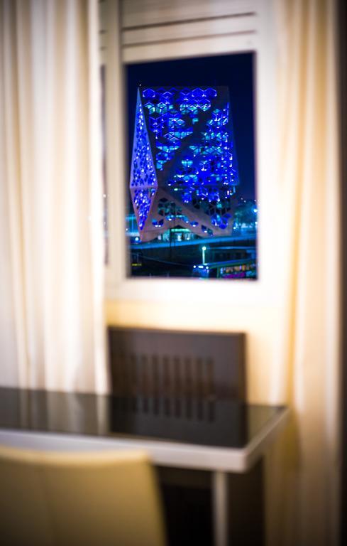 Hotel Vina De Italia Кордоба Екстериор снимка