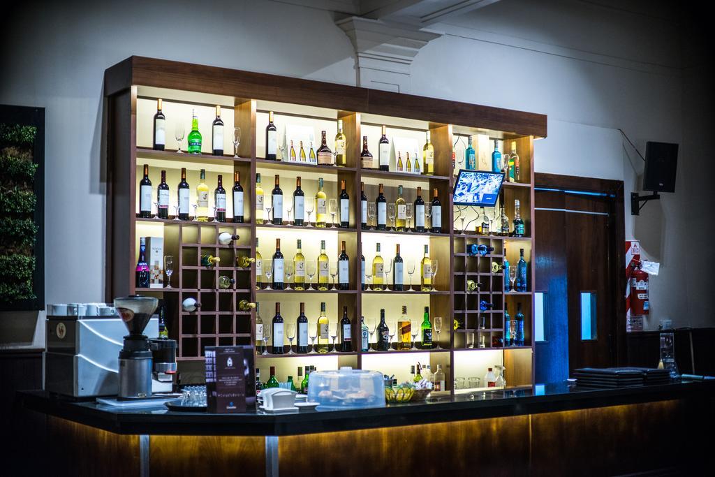 Hotel Vina De Italia Кордоба Екстериор снимка