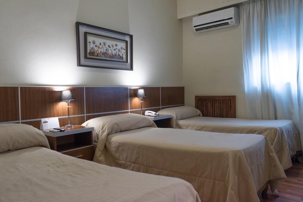 Hotel Vina De Italia Кордоба Екстериор снимка